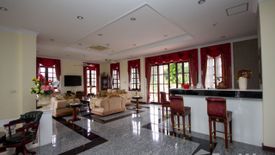 6 Bedroom Villa for sale in Nong Kae, Prachuap Khiri Khan