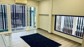 3 Bedroom Townhouse for rent in Khlong Tan Nuea, Bangkok
