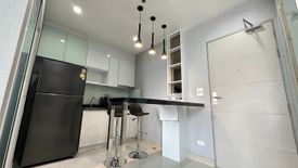 2 Bedroom Condo for rent in Ideo Verve Ratchaprarop, Makkasan, Bangkok near BTS Phaya Thai