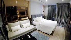 1 Bedroom Condo for sale in RHYTHM Ekkamai, Khlong Tan Nuea, Bangkok near BTS Ekkamai
