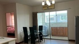 2 Bedroom Condo for sale in Huai Khwang, Bangkok near MRT Huai Khwang