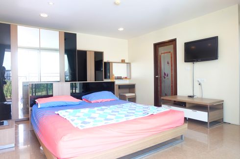 2 Bedroom Condo for sale in Life Vela Casa, Na Kluea, Chonburi