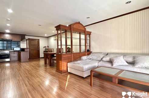 2 Bedroom Condo for sale in Acadamia Grand Tower, Khlong Tan Nuea, Bangkok near BTS Phrom Phong