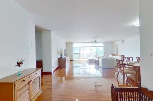 3 Bedroom Apartment for rent in Aramvej Apartment, Khlong Tan Nuea, Bangkok near BTS Phrom Phong
