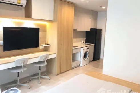 Condo for sale in Life One Wireless, Lumpini, Bangkok near BTS Ploen Chit