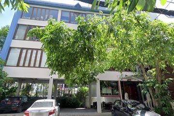 1 Bedroom Office for rent in Khlong Toei, Bangkok near BTS Nana