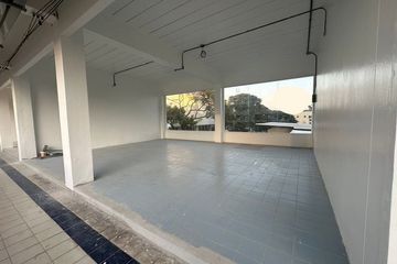 Commercial for rent in Phra Khanong Nuea, Bangkok near BTS Ekkamai