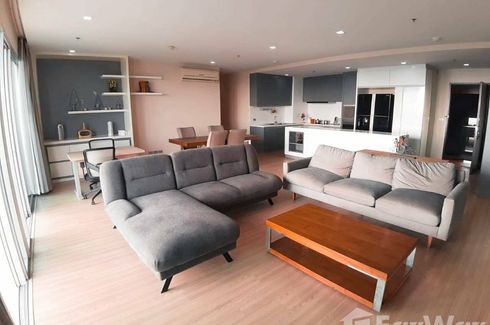 3 Bedroom Condo for sale in Sky Walk Condominium, Phra Khanong Nuea, Bangkok near BTS Phra Khanong