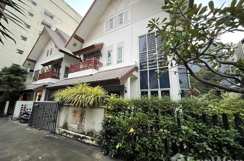 5 Bedroom House for rent in Nana Compound, Langsuan, Bangkok near BTS Nana