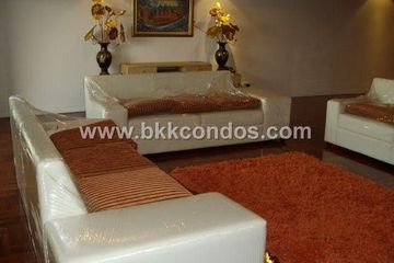 3 Bedroom Condo for rent in Kallista Mansion, Khlong Toei Nuea, Bangkok near BTS Nana