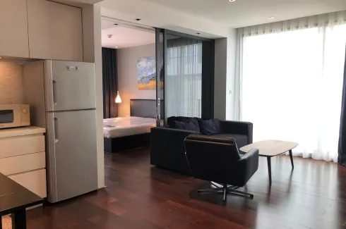 1 Bedroom Condo for rent in Noble Ambience Sarasin, Lumpini, Bangkok near MRT Silom