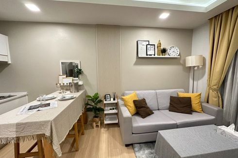 1 Bedroom Condo for rent in Thru Thonglor, Bang Kapi, Bangkok near MRT Phetchaburi