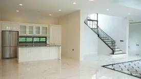 5 Bedroom House for sale in BAAN SANSIRI PATTANAKARN, Suan Luang, Bangkok