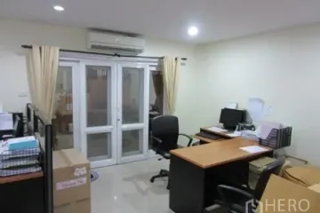 4 Bedroom Office for Sale or Rent in Wang Thonglang, Bangkok near MRT Lat Phrao 71