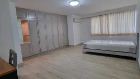 3 Bedroom Apartment for rent in Prompong Mansion, Khlong Tan Nuea, Bangkok near BTS Phrom Phong