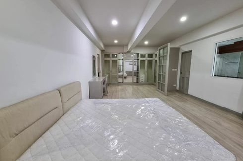 3 Bedroom Apartment for rent in Prompong Mansion, Khlong Tan Nuea, Bangkok near BTS Phrom Phong