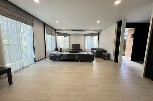 4 Bedroom Villa for rent in Baan Thepkamol, Bang Kapi, Bangkok near MRT Pradit Manutham