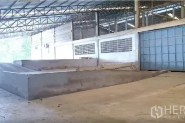 Warehouse / Factory for rent in Ban Pho, Chachoengsao