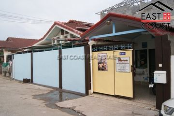 3 Bedroom House for sale in Na Kluea, Chonburi