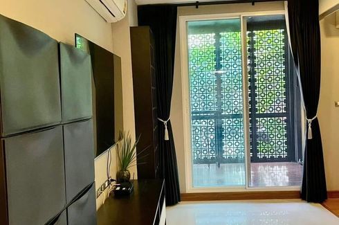 1 Bedroom Condo for rent in Tree Condo Ekamai, Phra Khanong, Bangkok near BTS Ekkamai