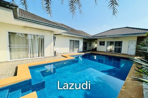 4 Bedroom Villa for sale in Na Kluea, Chonburi