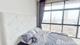 3 Bedroom Condo for sale in Urbano Absolute Sathon - Taksin, Khlong Ton Sai, Bangkok near BTS Krung Thon Buri