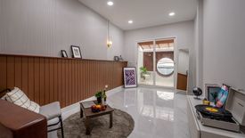 3 Bedroom Townhouse for sale in Sam Sen Nok, Bangkok near MRT Phawana