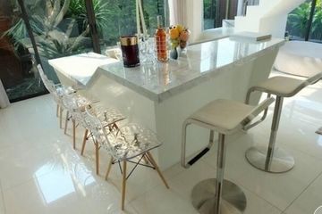 3 Bedroom Townhouse for rent in Phra Khanong, Bangkok near BTS Ekkamai