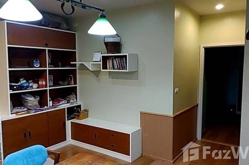 2 Bedroom Condo for sale in Hive Taksin, Khlong Ton Sai, Bangkok near BTS Wongwian Yai