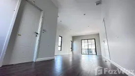 4 Bedroom House for sale in Setthasiri Serithai, Khan Na Yao, Bangkok