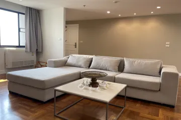3 Bedroom Condo for rent in Lee House Apartment, Khlong Tan Nuea, Bangkok