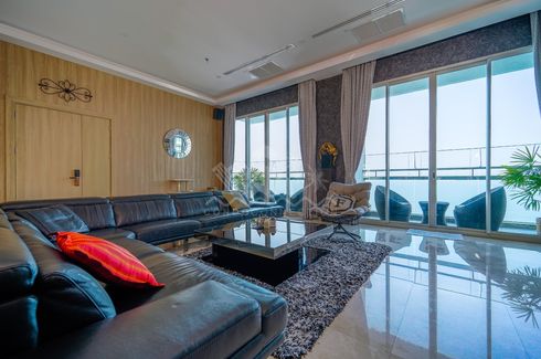 3 Bedroom Condo for sale in Na Kluea, Chonburi