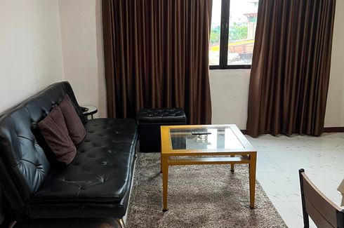 1 Bedroom Apartment for rent in Mall Suite Serviced Apartment, Khlong Chan, Bangkok near MRT Lam Sali