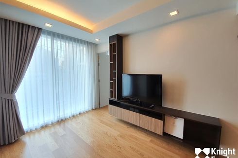 2 Bedroom Condo for sale in Langsuan, Bangkok near BTS Ploen Chit