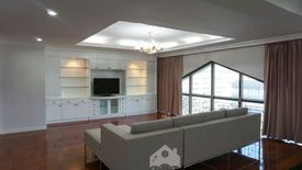 3 Bedroom Condo for rent in Phra Khanong Nuea, Bangkok