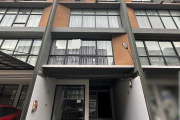 1 Bedroom Office for rent in Phra Khanong, Bangkok near BTS On Nut