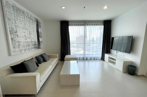 2 Bedroom Condo for rent in Rhythm Sukhumvit 42, Phra Khanong, Bangkok near BTS Ekkamai