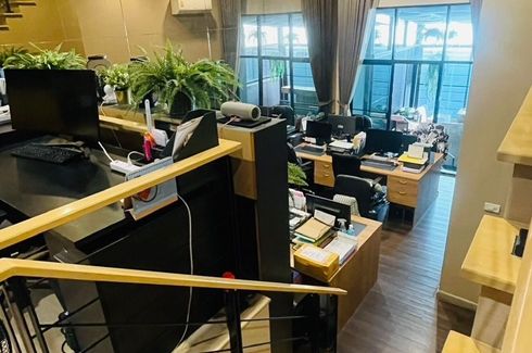 3 Bedroom Townhouse for sale in Suan Luang, Bangkok