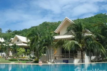 28 Bedroom House for sale in Pak Nam Pran, Prachuap Khiri Khan
