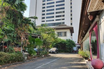Land for sale in Khlong Toei Nuea, Bangkok near Airport Rail Link Makkasan