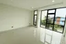 Office for Sale or Rent in Bang Chak, Bangkok