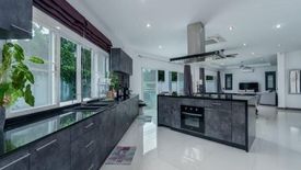 4 Bedroom Villa for sale in Rawai, Phuket