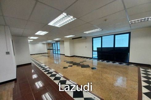 Office for rent in Khlong Toei Nuea, Bangkok near MRT Sukhumvit