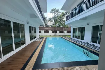 5 Bedroom House for rent in Khlong Tan, Bangkok near BTS Phrom Phong