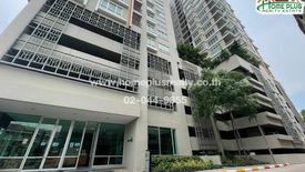 1 Bedroom Condo for sale in Motif Condo, Bang Yi Ruea, Bangkok near BTS Pho Nimit