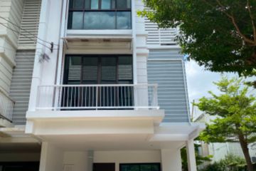 3 Bedroom Townhouse for sale in Suan Luang, Bangkok near MRT Si Nut
