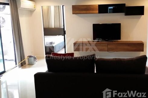 3 Bedroom Condo for rent in Zenith Place Sukhumvit 42, Phra Khanong, Bangkok near BTS Ekkamai