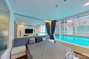 Condo for rent in 15 Sukhumvit Residences, Khlong Toei Nuea, Bangkok near BTS Nana