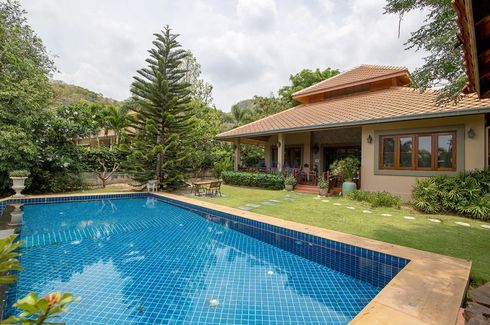 4 Bedroom Villa for sale in Nong Kae, Prachuap Khiri Khan