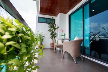 3 Bedroom Condo for rent in Baan Sathorn Condo, Khlong Toei Nuea, Bangkok near MRT Phetchaburi